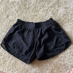 Lululemon hotty hot shorts